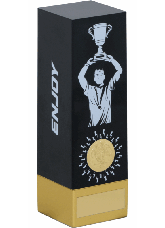 Nova Fotballstatuett 16cm