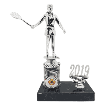 Badmintonstatuetter i 4 størrelser med årstall, dame