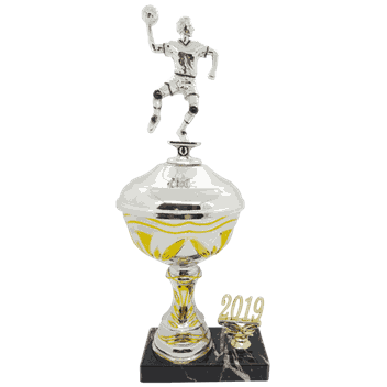 Gullstrupen pokal i 5 størrelser med årstall for handball