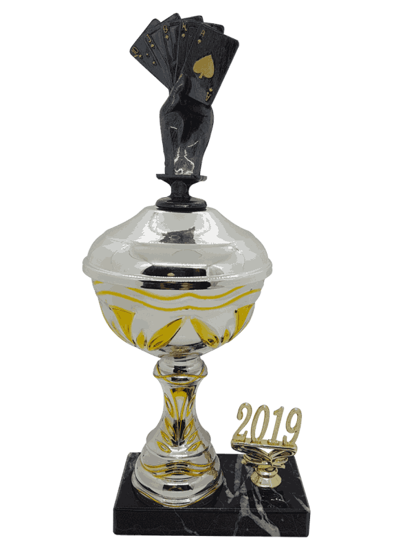 Gullstrupen pokal i 5 størrelser med årstall for kortspill
