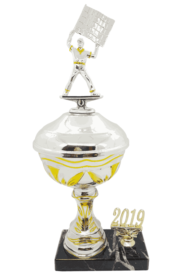 Gullstrupen pokal i 5 størrelser med årstall og flaggmann